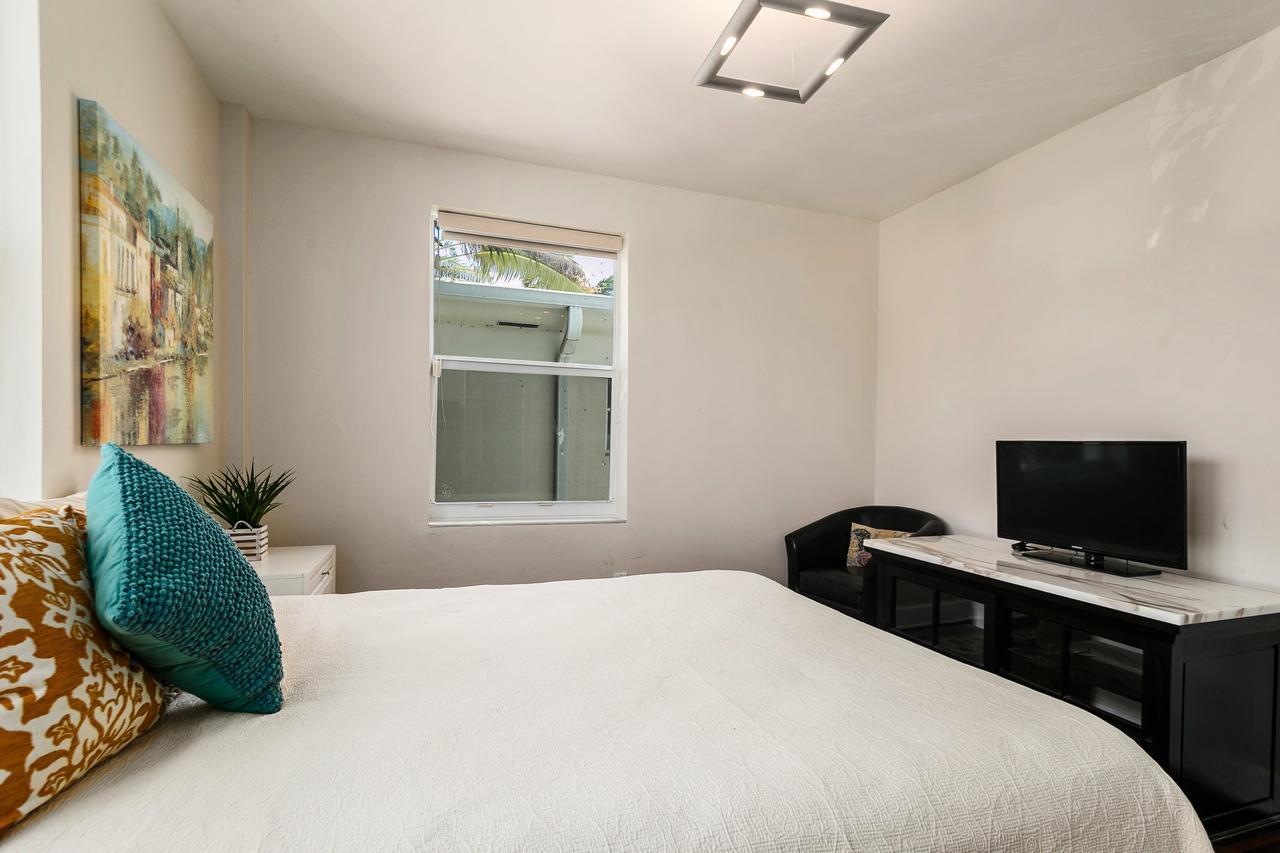 Two Bedroom Two Bath Apartment 2 Block To Beach Miami Beach Luaran gambar